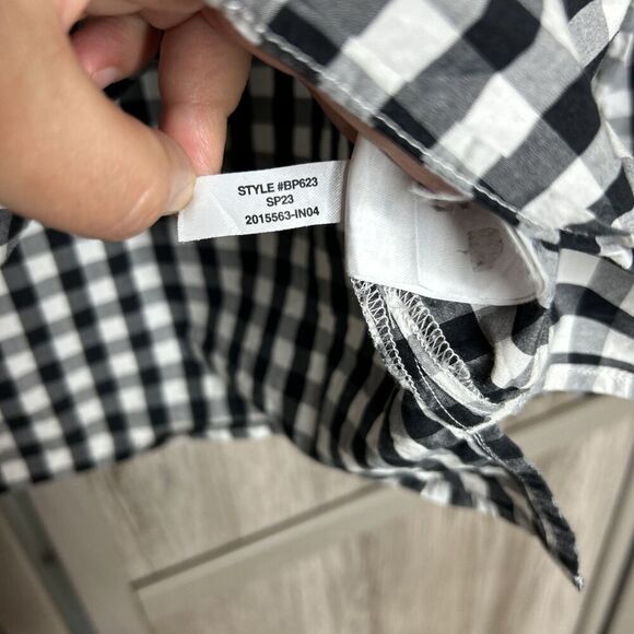 J Crew Gingham Button Up Shirt Black White Checkered Ruffle Trip Size 2 - Picture 6 of 7